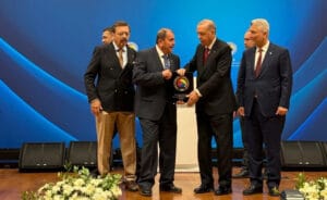 Cumhurbaşkanı Erdoğan’dan Meçikoğlu’na hizmet şeref belgesi – Birlik Haber Ajansı