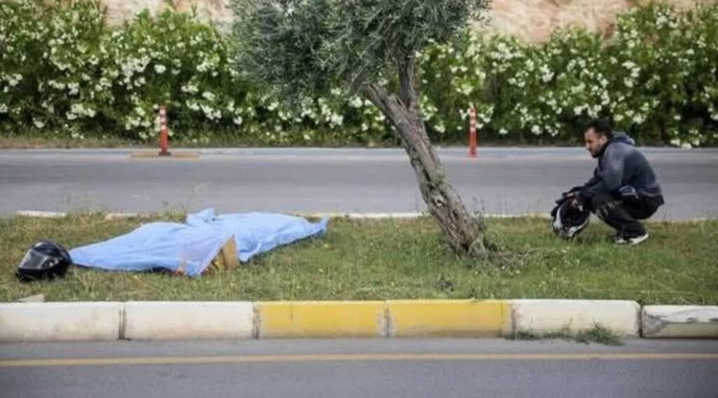 En acı vedalardan biri: Arkadaşının başından ayrılamadı – Birlik Haber Ajansı