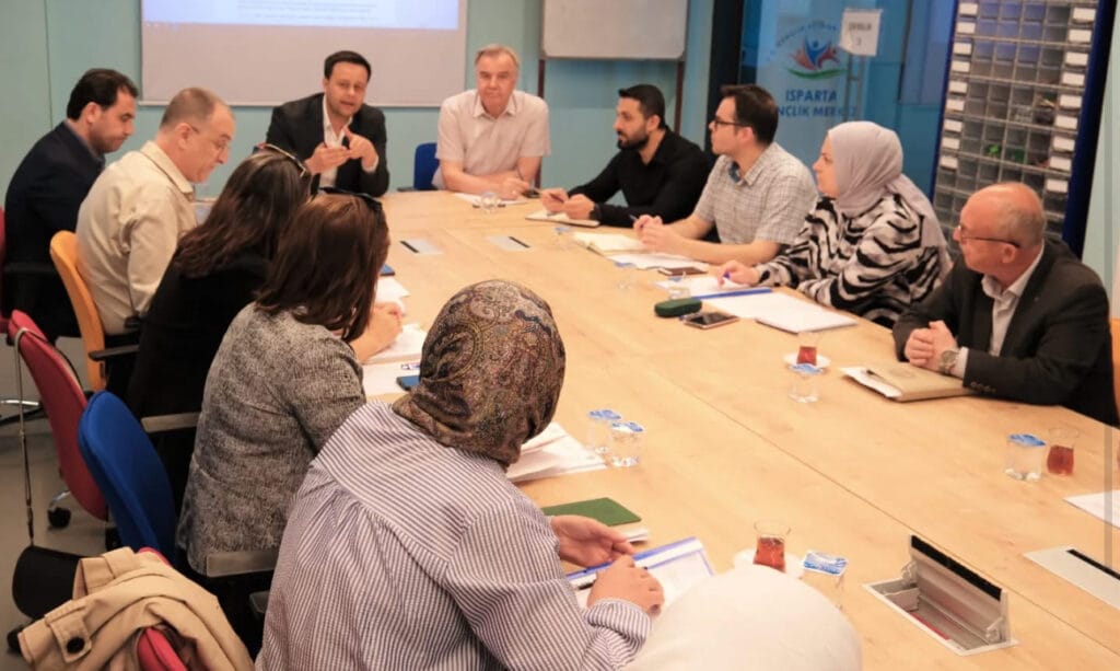 Isparta’da yurt hizmetleri masaya yatırıldı – Birlik Haber Ajansı