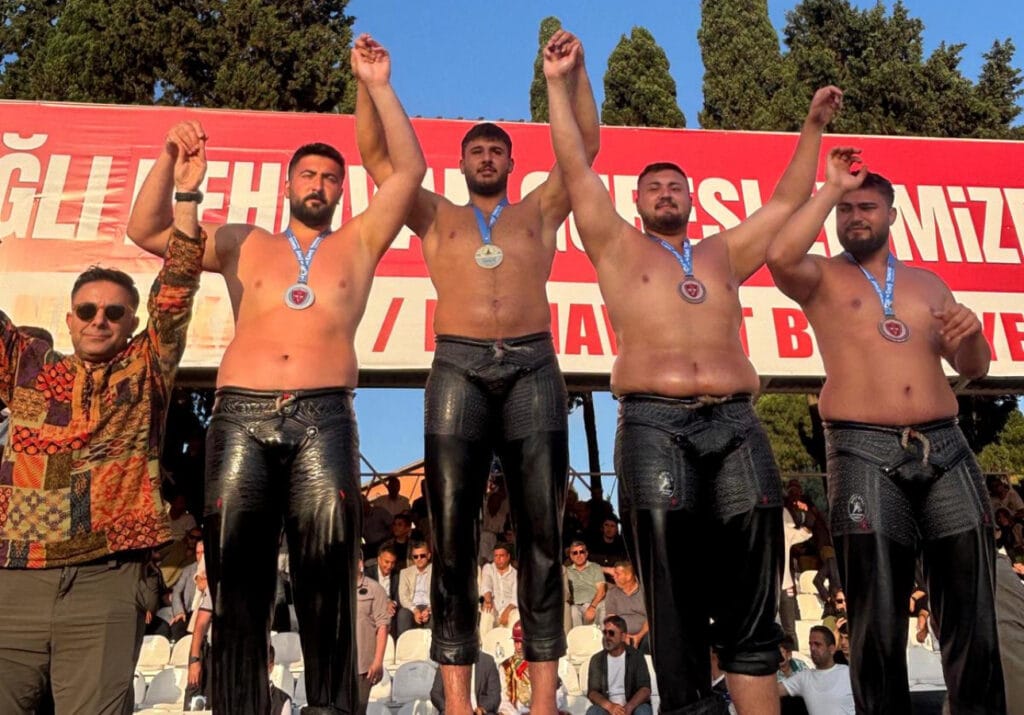 Kemer Belediye güreşçisinden üçüncülük – Birlik Haber Ajansı