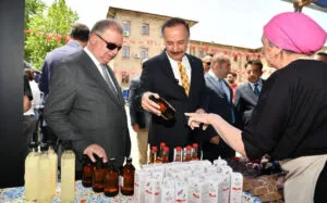 ITSO, Türk Mutfağı Haftasında zerde tatlısı ikram etti – Birlik Haber Ajansı