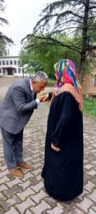 Merkez Sağ Parti Genel Başkan Yardımcısı İlyas Mercan, anne duası için köyüne geldi – Birlik Haber Ajansı