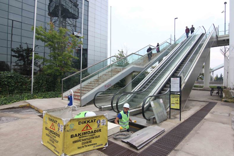 Kocaeli’de 10 noktada yürüyen merdivenlere periyodik bakım – Birlik Haber Ajansı