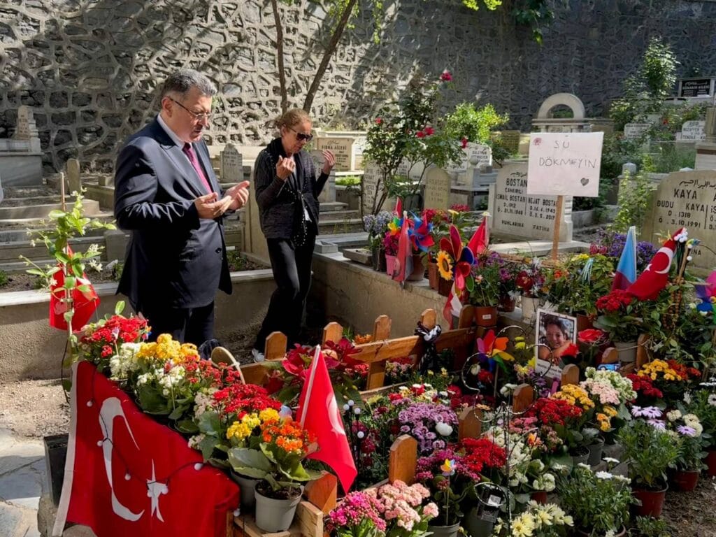 Başkan Genç’ten Mattia Ahmet Minguzzi’nin kabrine ziyaret – Birlik Haber Ajansı