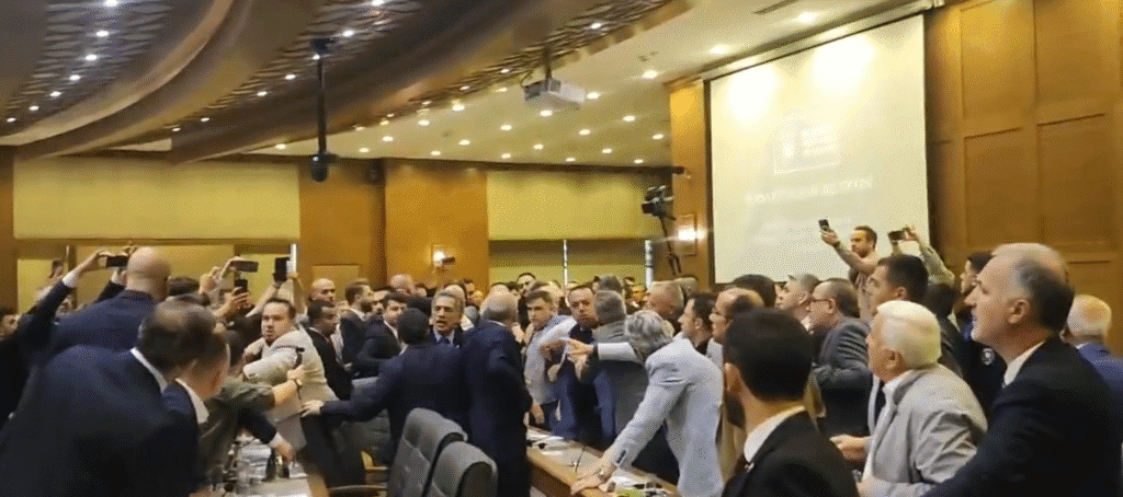 Meclisteki gerginliğin ardından il başkanları açıklama yaptı – Birlik Haber Ajansı