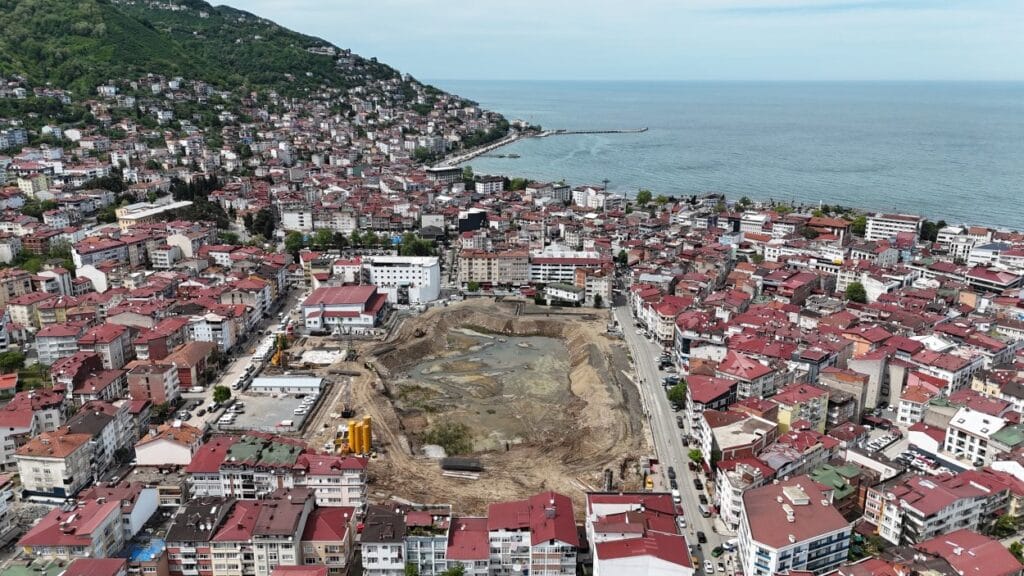Ordu’ya yeni bir nefes: Millet bahçesi ve 2 bin araçlık otopark çalışmaları başladı – Birlik Haber Ajansı
