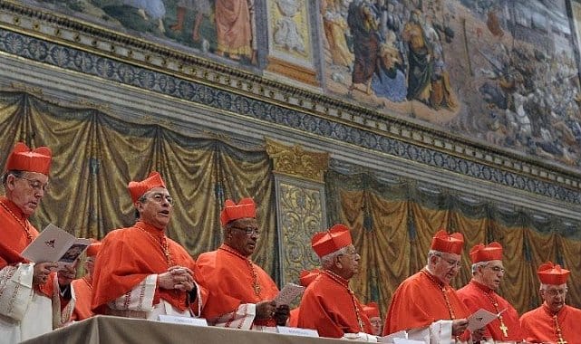 Siyah duman yine yükseldi: Papa hâlâ seçilmedi – Birlik Haber Ajansı