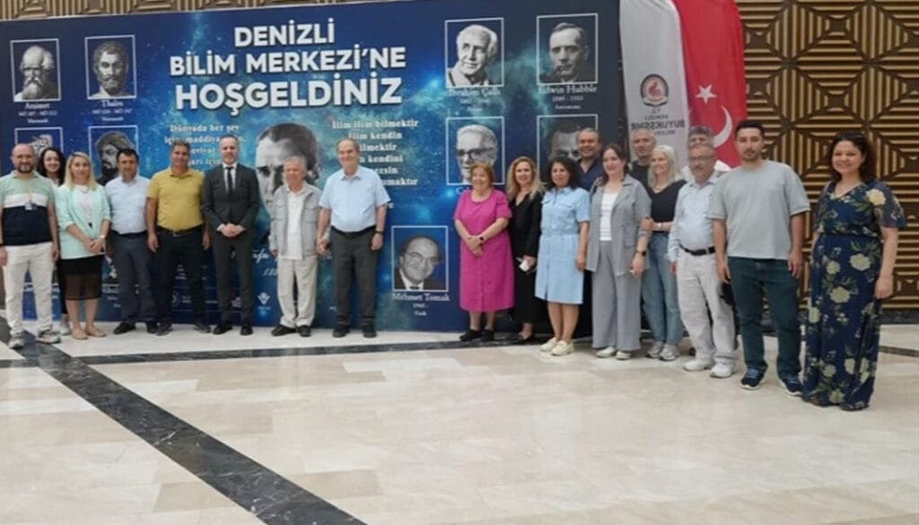 Denizli’de “Bilim ve Sevgi” söyleşisi büyük ilgi gördü – Birlik Haber Ajansı