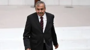 Sırrı Süreyya Önder’in cenaze töreninin detaylarını belli oldu – Birlik Haber Ajansı