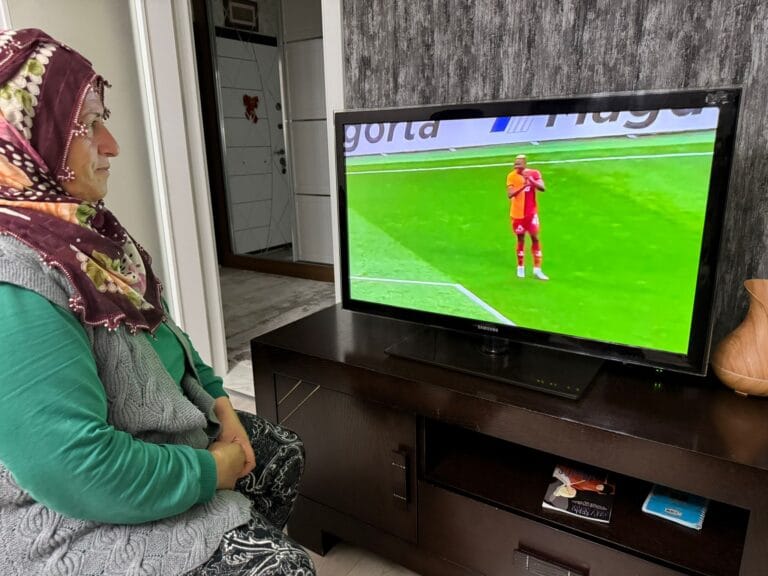 Kayserili kadın çiftçiden hayranı olduğu Osimhen’e şampiyonluk hediyesi – Birlik Haber Ajansı