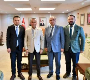 RİDEF, Gaziantep’te deprem bölgesindeki 3 ortaokula kütüphane kazandırıyor