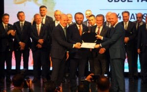 Bakan Osman Aşkın Bak: Üniversiteler sporun merkezi olmalı – Birlik Haber Ajansı