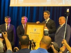 Bakan Alparslan Bayraktar’a Erzincan’da Fahri Hemşehrilik Beratı: “Erzincan beni bağrına bastı” – Birlik Haber Ajansı