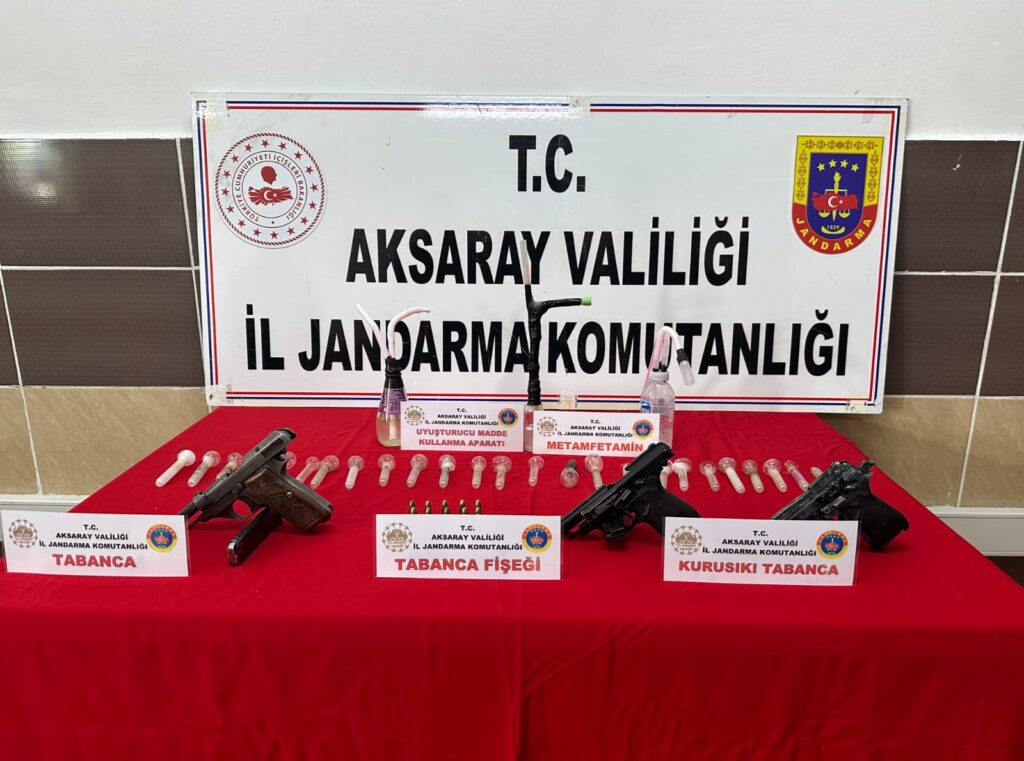 Aksaray’da zehir tacirine darbe: Silah ve metamfetamin ele geçirildi – Birlik Haber Ajansı