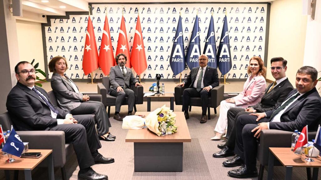 Anahtar Parti’den bayramda dayanışma mesajı: 7 partiyle bayramlaşıldı – Birlik Haber Ajansı