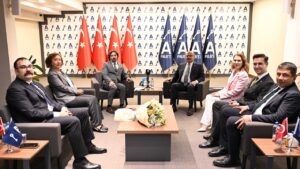 Anahtar Parti’den bayramda dayanışma mesajı: 7 partiyle bayramlaşıldı – Birlik Haber Ajansı