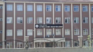 Beypazarı'nda ve Güdül'de LGS başladı