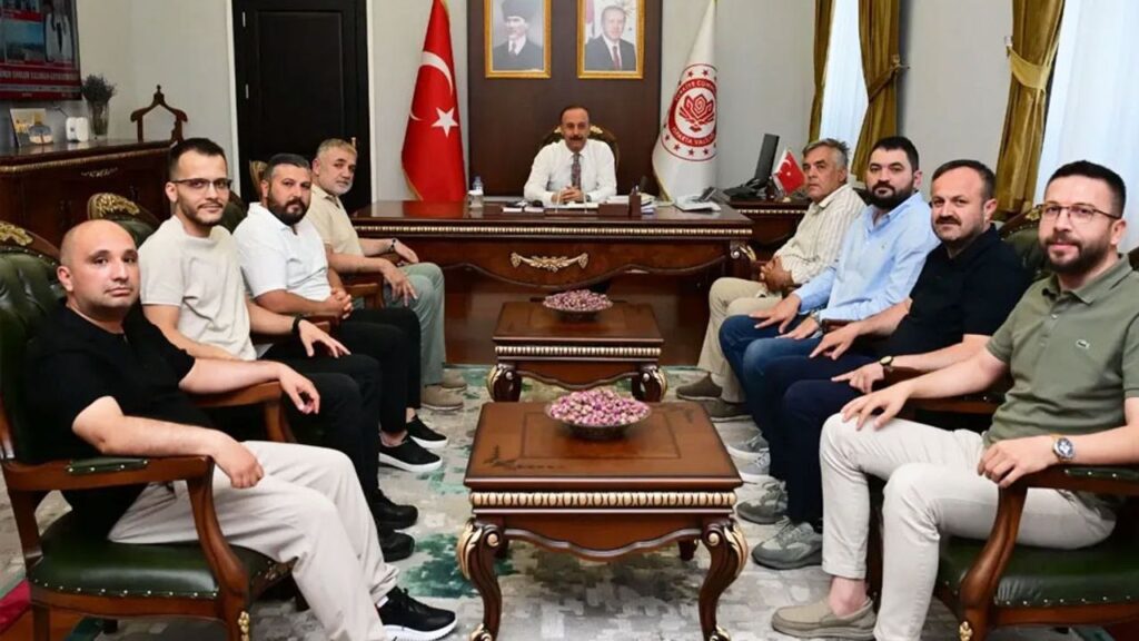 Isparta 32 spor kulübü’nden Vali Erin’e ziyaret – Birlik Haber Ajansı