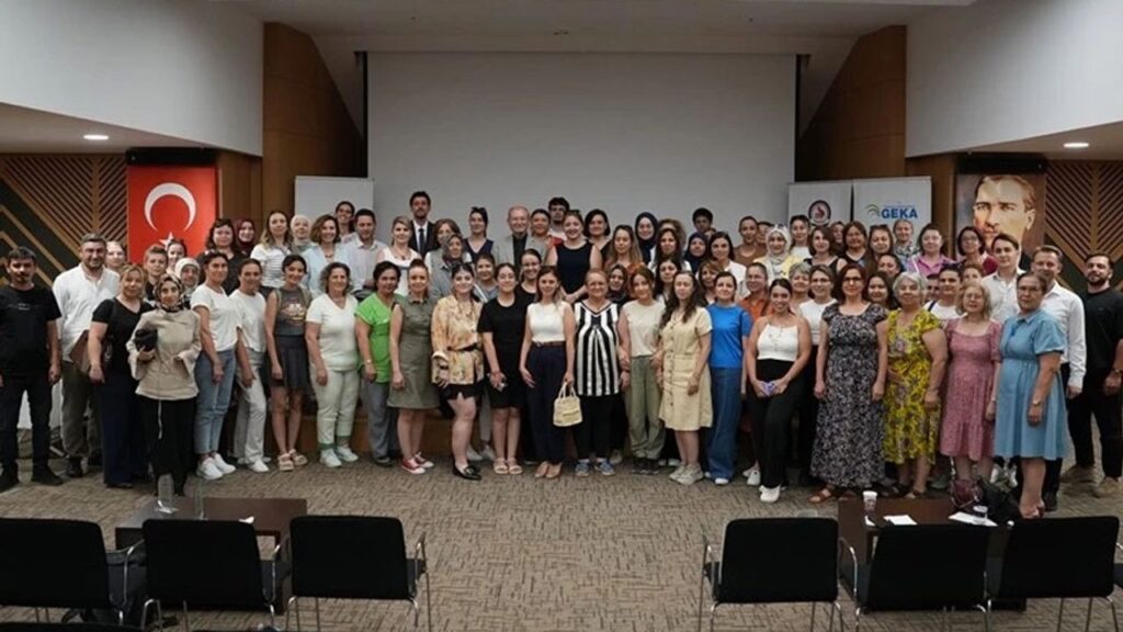 Denizlili üreten kadınlar “E-Ticaret” ile buluştu – Birlik Haber Ajansı