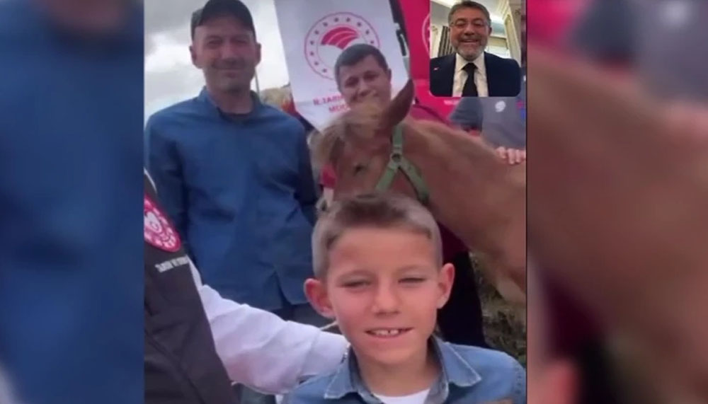 Minik Eyüphan’ın merhameti Nazlı’yı hayata bağladı – Birlik Haber Ajansı