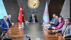 Vali Ziya Polat ve AK Parti Kars Milletvekili Adem Çalkın, Sanayi ve Teknoloji Bakanı Mehmet Fatih Kacır’ı ziyaret etti – Birlik Haber Ajansı