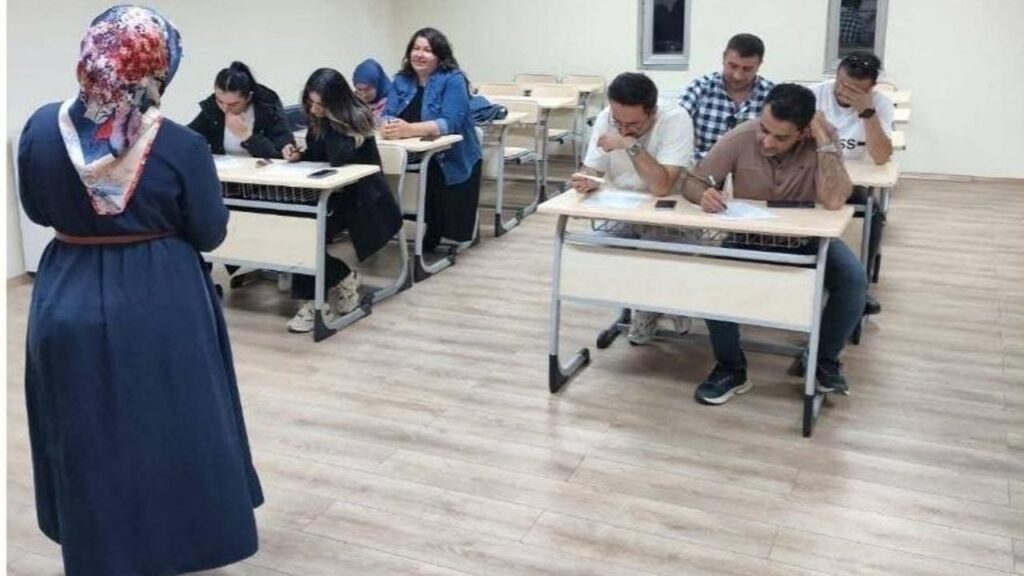 Sarıkamış’ta personellere kumar bağımlılığı eğitimi verildi – Birlik Haber Ajansı