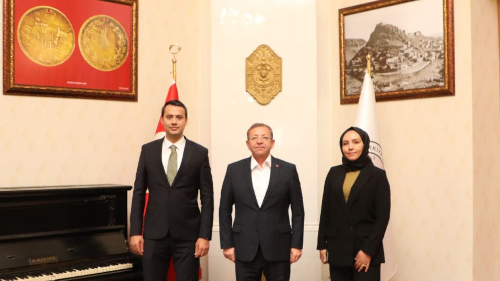 Vali Ziya Polat, Atama Kararnamesi ile Kars’a atanan idarecileri makamında kabul etti – Birlik Haber Ajansı