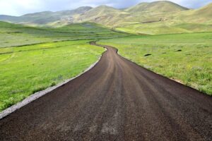 Kars Valisi Ziya Polat, Kağızman’daki yol çalışmasında; “Yol, medeniyettir” dedi – Birlik Haber Ajansı