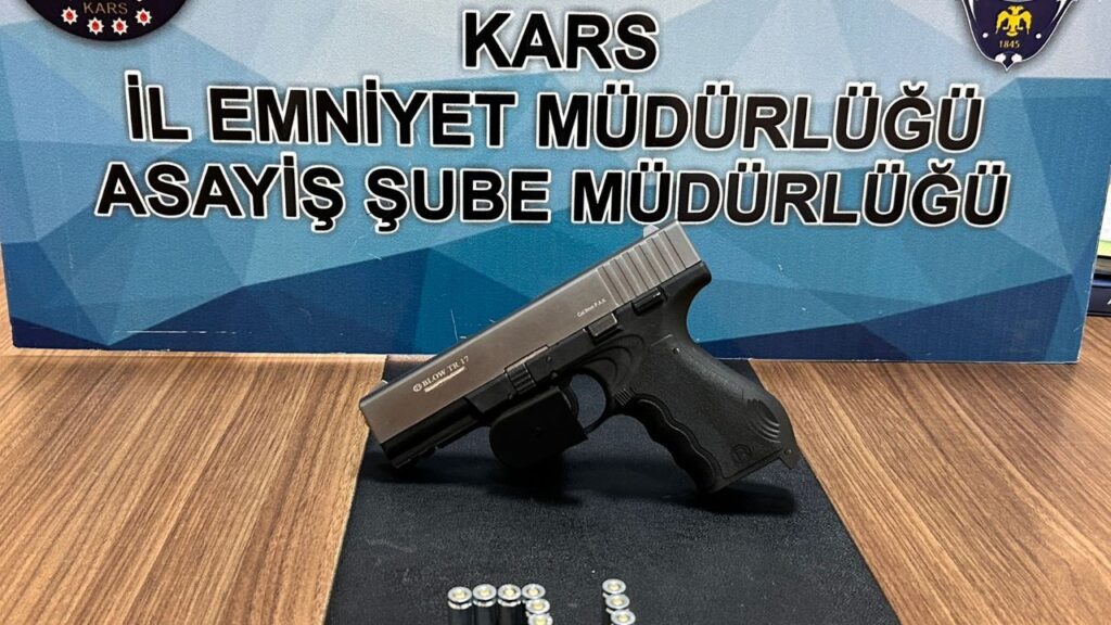 Kars’ta asayiş uygulamalarında silah ele geçirildi – Birlik Haber Ajansı