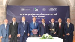 Sanayi ve Teknoloji Bakanı Mehmet Fatih Kacır, Giresun Şebinkarahisar’da Protokol İmza Töreni’nde – Birlik Haber Ajansı