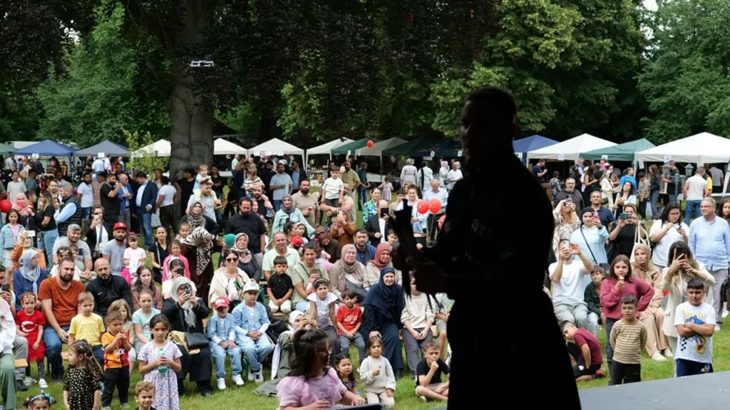 Avrupa’nın kalbinde bayram coşkusu – Birlik Haber Ajansı
