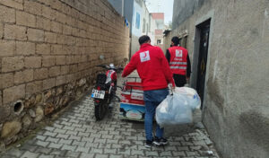 Mardin Kızılay’dan 420 aileye bayramlık hediyesi – Birlik Haber Ajansı