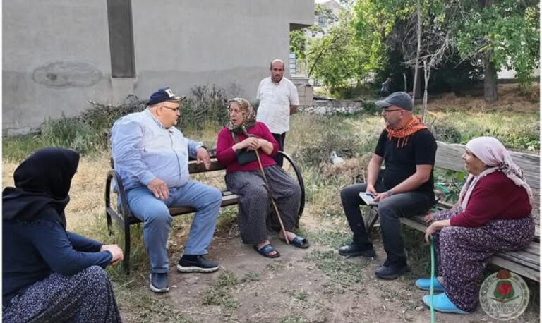 Koca Yusuf’tan mahalle mahalle hizmet turu – Birlik Haber Ajansı