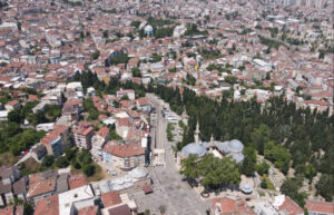 Yeşil’den Emirsultan’a tarihi yolculuk başlıyor – Birlik Haber Ajansı