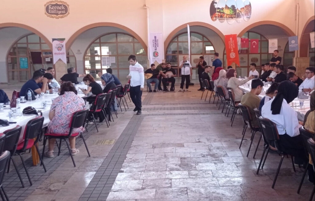 YKS öncesi öğrencilere moral desteği – Birlik Haber Ajansı