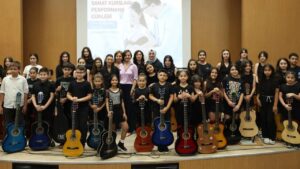 İzmir Karabağlar’da sanat dolu günler devam ediyor – Birlik Haber Ajansı