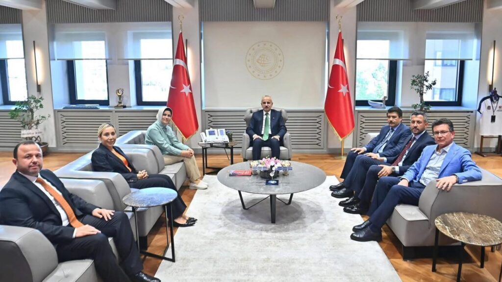 Sekmen’den Bakanlığa İbradı çıkarması – Birlik Haber Ajansı