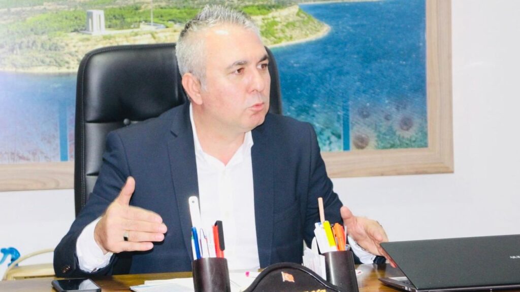 Anahtar Parti’den ekonomiye eleştiri: “Faiz ve kur politikaları krizi derinleştirdi” – Birlik Haber Ajansı