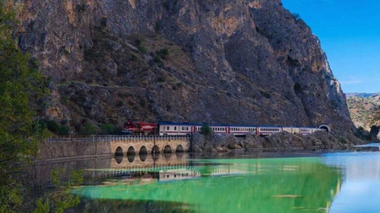 Doğayla tarihin buluştuğu hat: Turistik Karaelmas Ekspresi ilk seferine çıkıyor – Birlik Haber Ajansı
