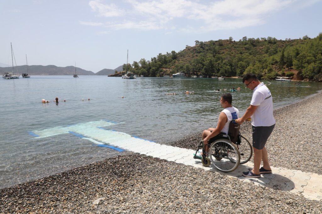 Muğla’da engelsiz plajlarla hayat kolaylaşıyor – Birlik Haber Ajansı