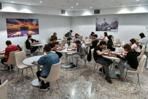 ABB’den üniversite gençliğine tam destek – Birlik Haber Ajansı