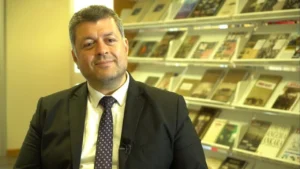 Prof. Dr. Savaş Zafer Şahin: Modern Türk konutu dediğimizde zihnimizde bir şey canlanmıyor – Birlik Haber Ajansı