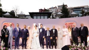 Akkuş ve Nazar ailelerinin mutlu günü: Nisa Akkuş ve Yiğit Nazar nişanlandı – Birlik Haber Ajansı