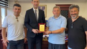 Artvinli Trabzonspor’lardan kaymakamlara ziyaret – Birlik Haber Ajansı