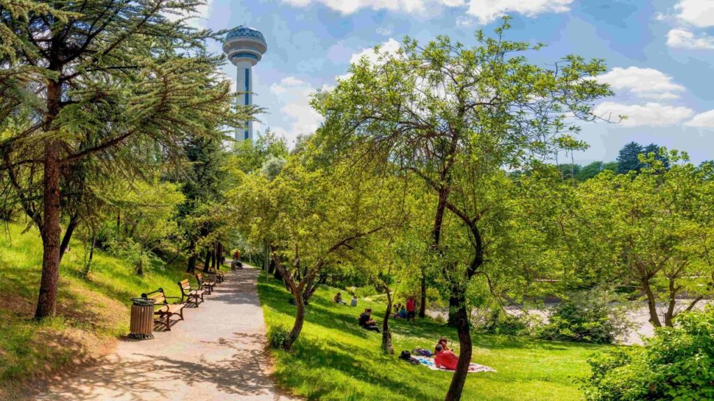 Başkent’e sıcak hava uyarısı: 11.00-16.00 saatlerine dikkat! – Birlik Haber Ajansı