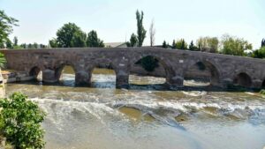 Tarihinde ilk kez taştı: Ankara Çayı alarm veriyor – Birlik Haber Ajansı