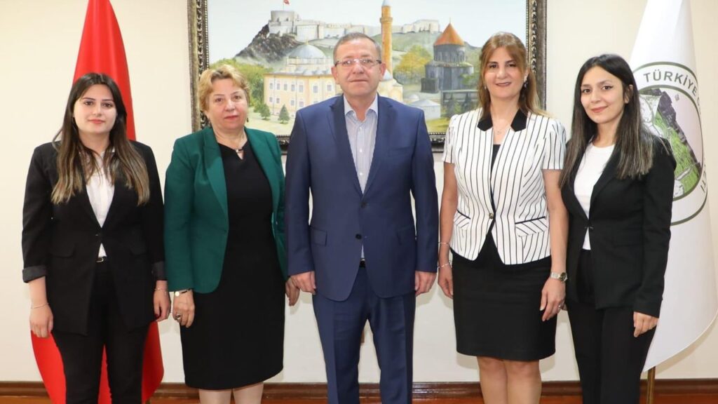 Vali Ziya Polat’a Dünya Nüfus Günü’nde anlamlı ziyaret – Birlik Haber Ajansı