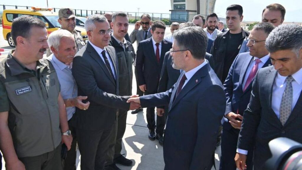 Tarım ve Orman Bakanı İbrahim Yumaklı Iğdır’da çiftçilerle buluştu – Birlik Haber Ajansı