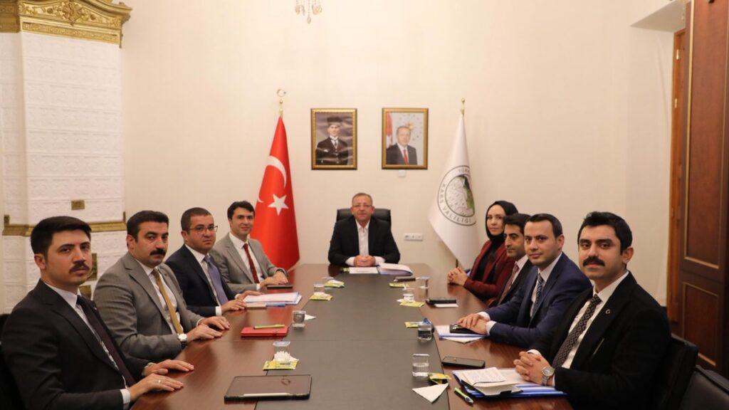 Kars Valisi Ziya Polat’ın başkanlığında “Kaymakamlar Toplantısı” düzenlendi – Birlik Haber Ajansı