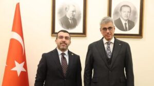 Kars’a 22 yeni doktor atandı: Çocuk Endokrinolojisi ve Perinatoloji Branşları ilk kez hizmet verecek – Birlik Haber Ajansı